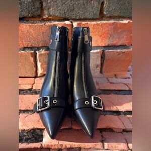New Womens Pointed Toe Kitten Heels Ankle Booties  Zipper Closure Black Size 6